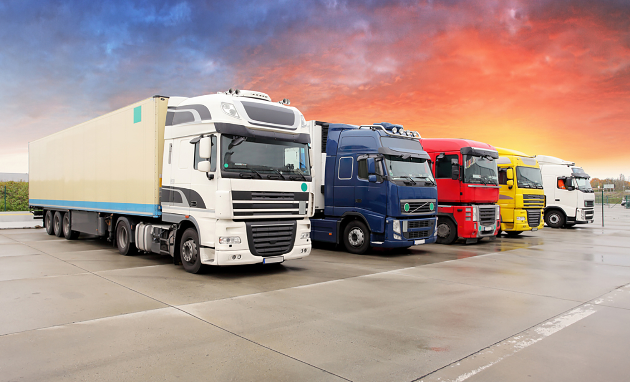 trucks standing still - cargo services in qatar to india